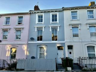 252 North Road West - 9