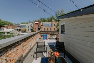Stunning 4BR Townhome Rooftop City Views - 6