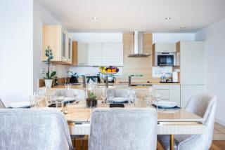 Amazing Dock View - Superior 2 Bed 2 Bath Flat at ExCeL, London - Londra - 7