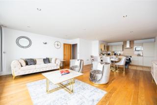 Amazing Dock View - Superior 2 Bed 2 Bath Flat at ExCeL, London - Londra - 8