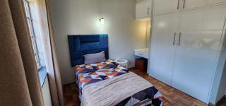 Leafy home in the heart of Linden with Pool - 4