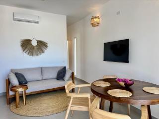 Beachfront Apartments with Private Pool - Kiwengwa - 1