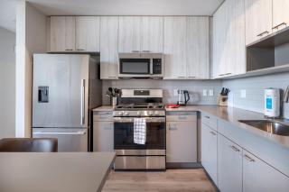 Spacious Harbor Apt with Balcony and Luxury Amenities-ESC-1057 - - 6