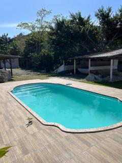 sitio bem localizado com piscina e sinuca - Camboriú - 2