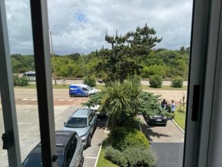 Hermoso Apartamento primera linea Rambla de Playa Mansa Punta del Este - 4