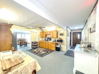 Victorian Inn Bed And Breakfast - Marblehead - 4