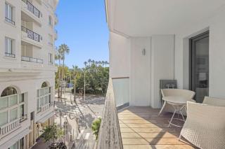 VIP 2 chambres, 2 salles de bain et 2 WCs Palais des Festivals Croisette - Cannes - 0
