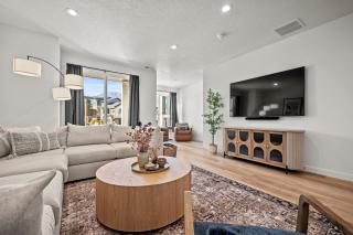 Snowbasin Retreat in Roam RO 5966 Wkly Disc - - 9