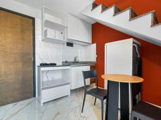 Studio CGH Confortaével Expo Imigr Zen Duplex AC - São Paulo - 2