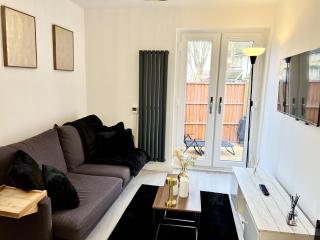 Auracasa Monarch suite - London - 2
