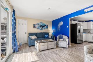 Shangri-La Escape-Steps to Beach and Marina-AC - Hampton - 3