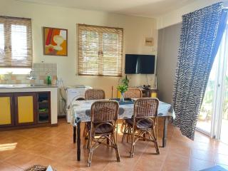 Seahorse Apartments - 0