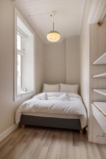 DINBNB Apartments Comfortable 2-Bed Urban Escape with Apple TV & Cozy Features - Oslo - 3
