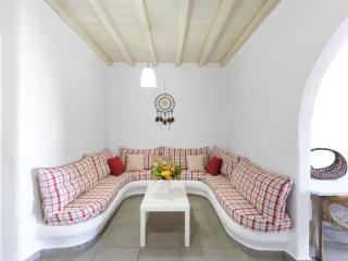 New!! The Mykonian Sunset Villas - 10min from Town - 2