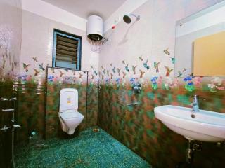 LeafyInn 2BHK roadside-Khanapara - Guwahati - 8