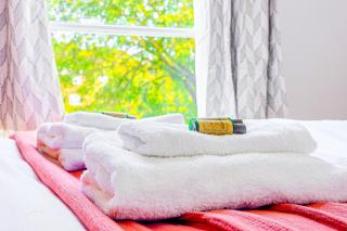 New Listing 2BR flat, 1min to Hampstead St - Londra - 1