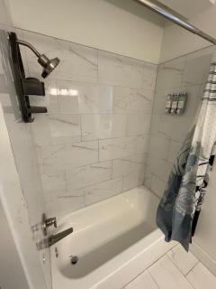 Bi Level Downtown Midtown Suite PS5 Movie Theater - Detroit - 7