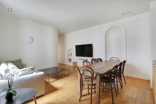 Pick A Flat's Apartments in Madeleine - Rue Tronchet - Paris - 8