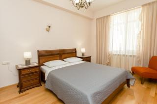 Apartment in the city center - Tbilisi - 3