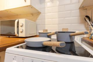 Cozy Studio Apartment Kenilworth, Free Parking, WIFI, Smart TV - Kenilworth - 3