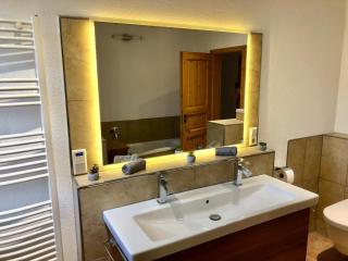 # PREMIUM # Monteur-Paradies Baden - - 5