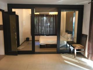 Alibag Beach Hotel - Alībāg - 8