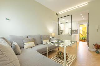 Charming 2 bedrooms apartment with FREE Parking at Plaza Alameda by OCityzen - 0