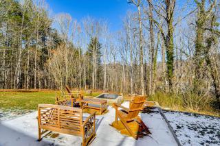10 Mi to Asheville Mtn-View Hideaway! - Swannanoa - 0