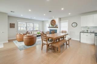 Modern Cape Cod Home with Patio 2 Mi to Beaches! - Hyannis - 5