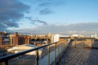 Oceanic Bliss- 2 Bed 2 Bath Free Park Netflix - Birmingham - 9