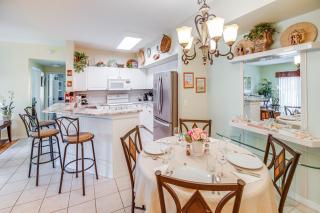 Fort Myers Condo with Community Pool 4 Mi to Beach! - Fort Myers - 4