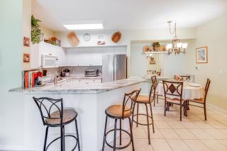 Fort Myers Condo with Community Pool 4 Mi to Beach! - Fort Myers - 3
