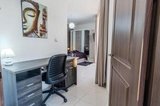 D Pool Top - Msida - 4
