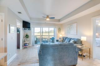 Darien Condo with Boat Dock Access Walk to Downtown - 2