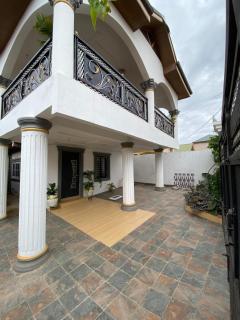 Cozy and Big 2 Bedrooms House 5 mins to Legon Campus - Madina - 8