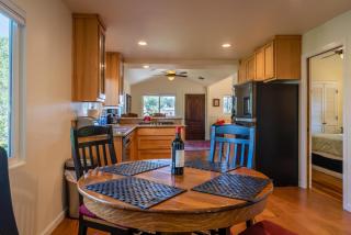 Quercus Acorn Cottage - 3