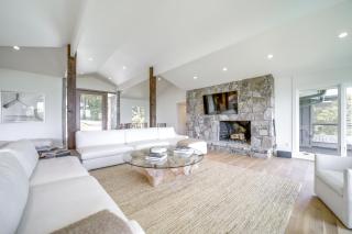 Luxurious Mountain Retreat with Long Range Views! - Cashiers - 6