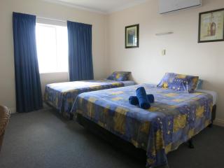 VQ3 Lodge - Flying Fish Cove - 4