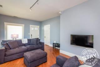 Bungalow on Vine - 1