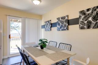 Walk to Atlantic Beach Townhome with Patio! - Atlantic Beach - 3