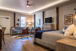 Paso Park Suite 202 - 9