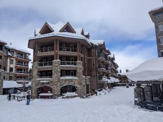 Slope Side Studio in Northstar Village! - Truckee - 9
