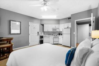 Marvelous Oceanfront 12th Floor 3BR Retreat at The WyndhamOcean Walk Resort - Daytona Beach - 4