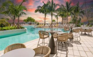 Stylish Studio - Amazing Amenities & Pool - 2