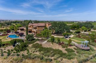 Mira Vista Vineyard Estate - Paso Robles - 6