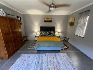 Charming Garden Cottage - Gqeberha - 8