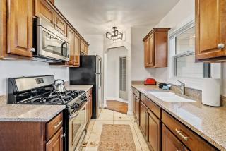 Hideaway on Oak - 4