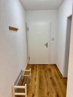 Gemütliche und geräumige 2,5 Zimmer Wohnung mit kostenlosem Parkplatz - St. Gallen - 4