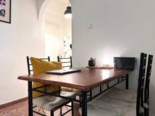 Cozy 1BR Apt in art-filled area near Athens landmarks - Atene - 5