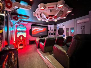 Fantastic Family Fun Themed Pool Home with Theater-3229LW - 7